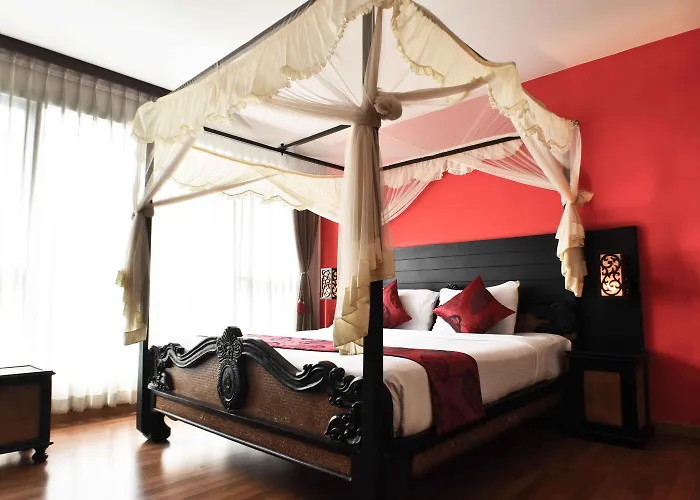 Boss Suites Nana Hotel