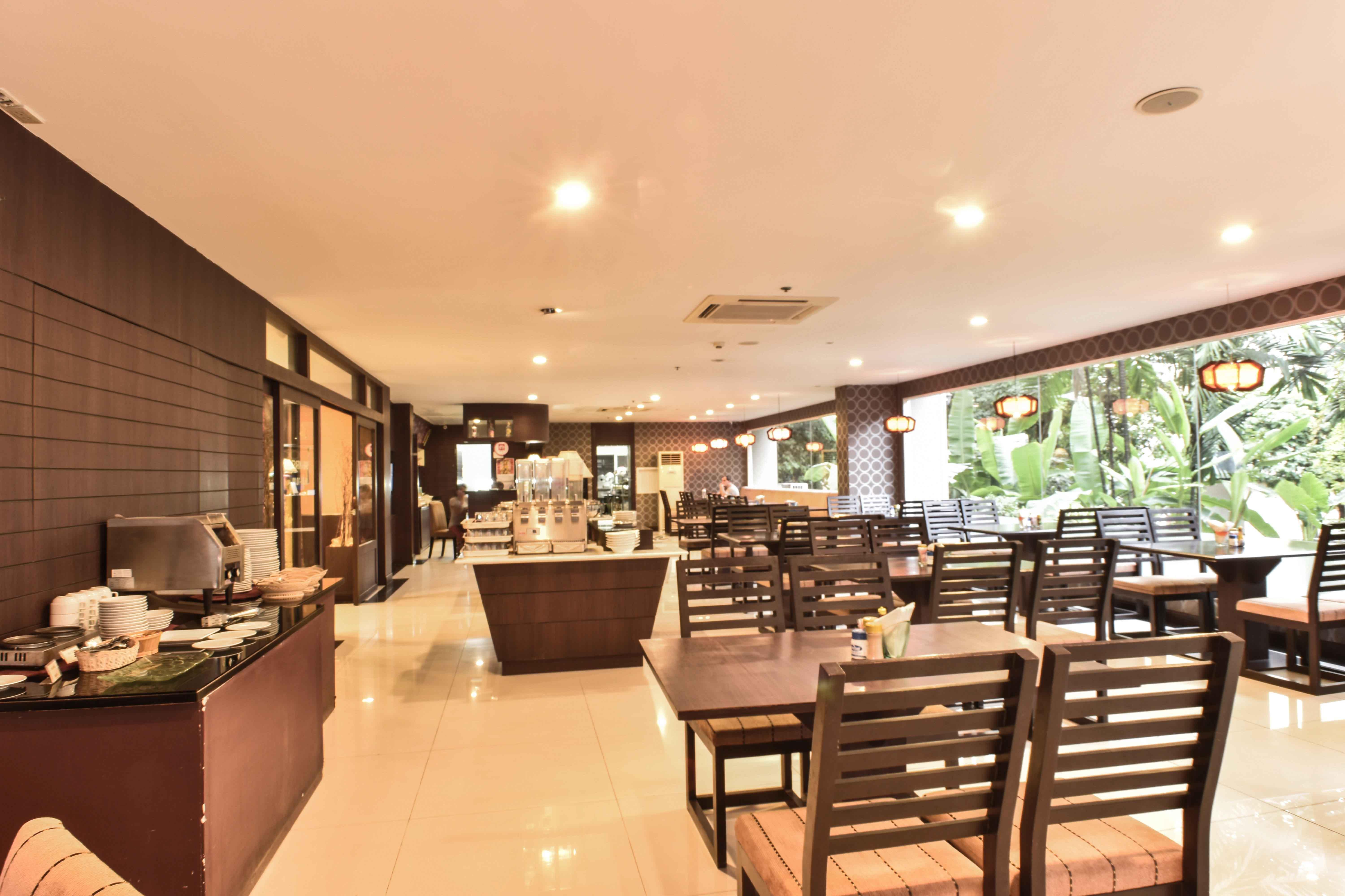 酒店 波仕套房酒店 4*